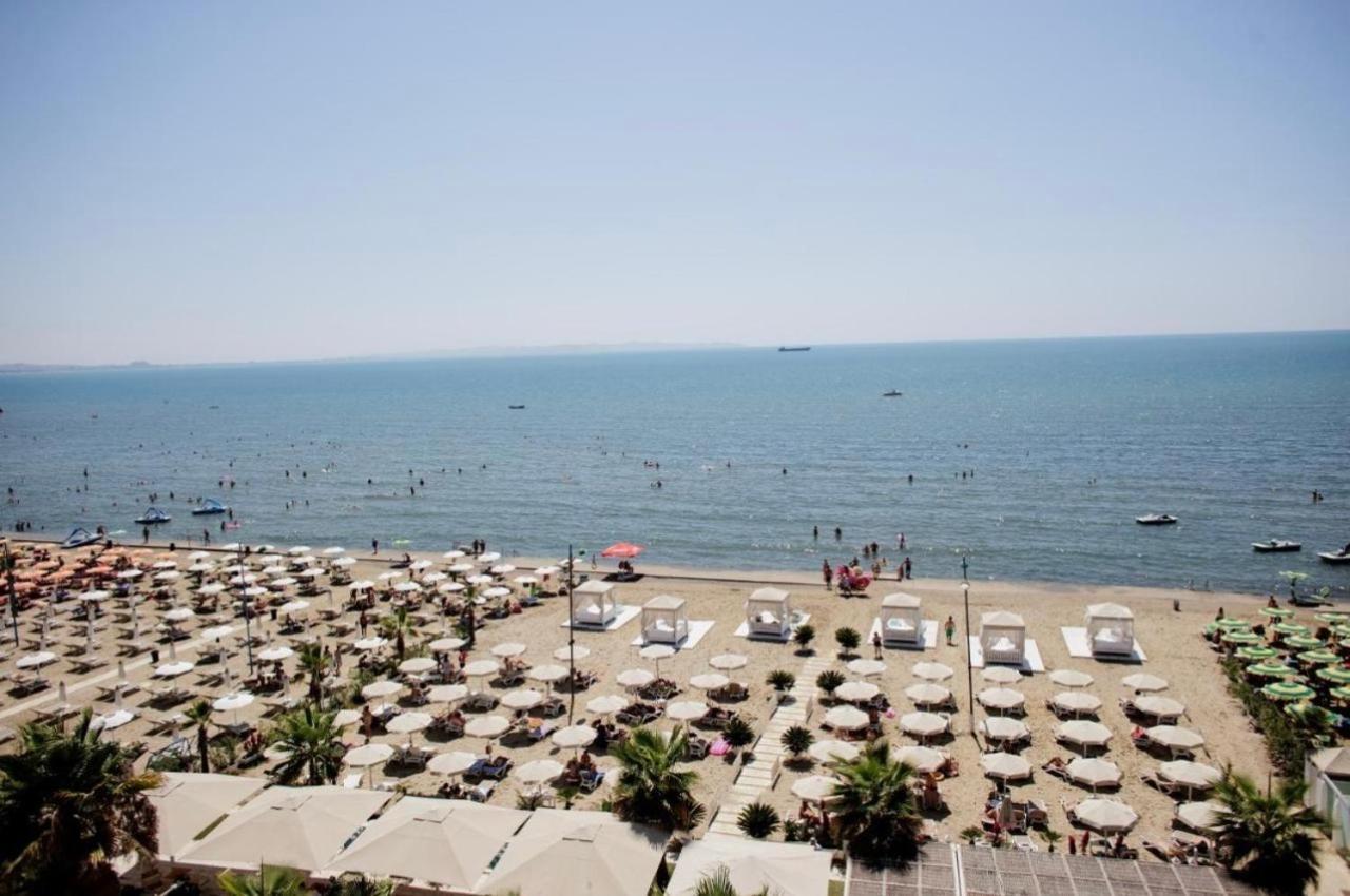Split Rooftop Suites Durrës Eksteriør bilde