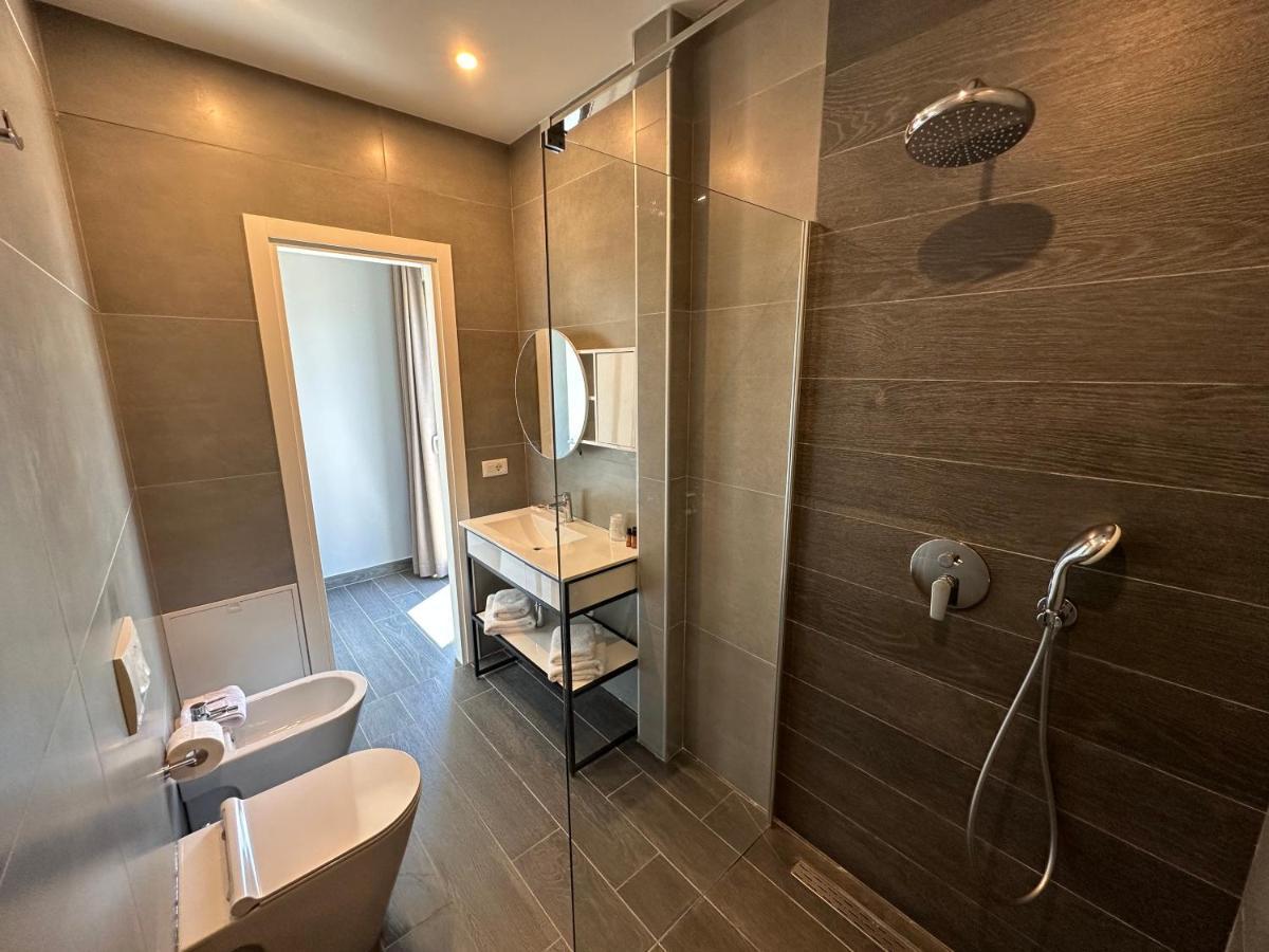 Split Rooftop Suites Durrës Eksteriør bilde