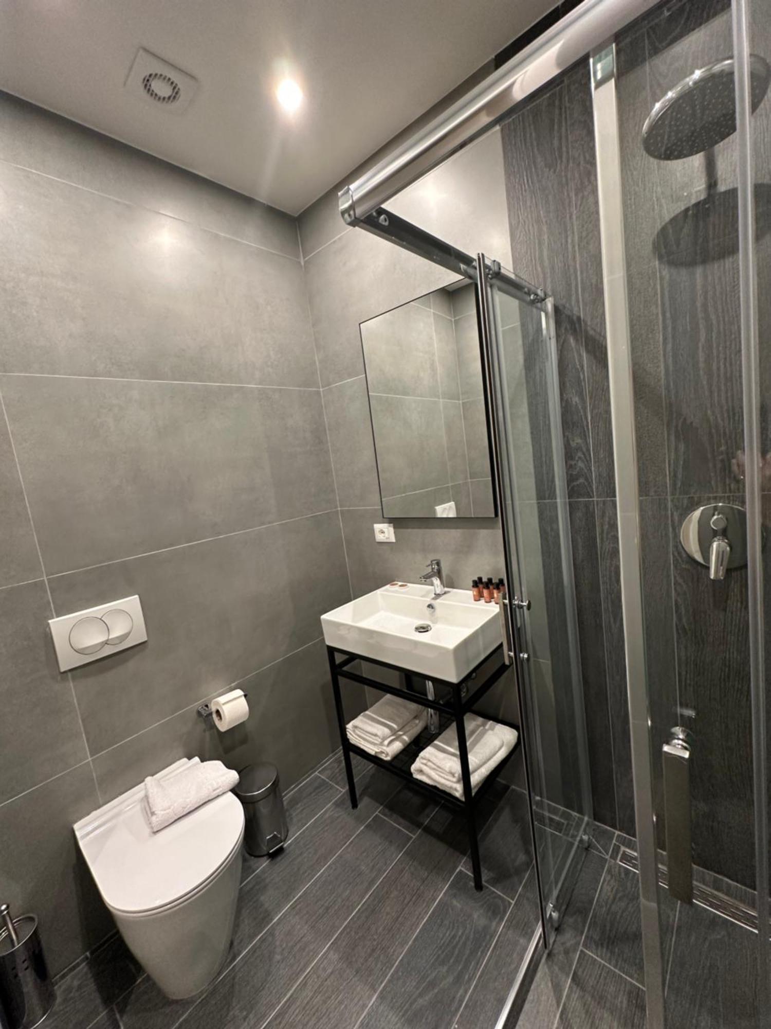 Split Rooftop Suites Durrës Eksteriør bilde